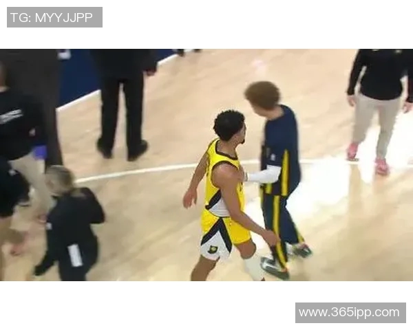 2013年马刺与步行者激战回顾：经典对决与精彩瞬间分析