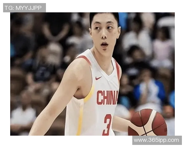 胡明轩的篮球之路：从青涩少年到国家队核心的成长故事