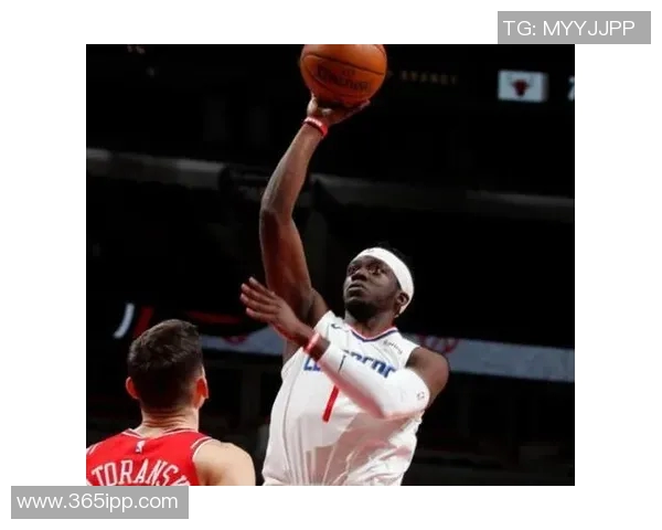 约纳斯瓦兰丘纳斯的篮球之路与职业生涯精彩瞬间回顾